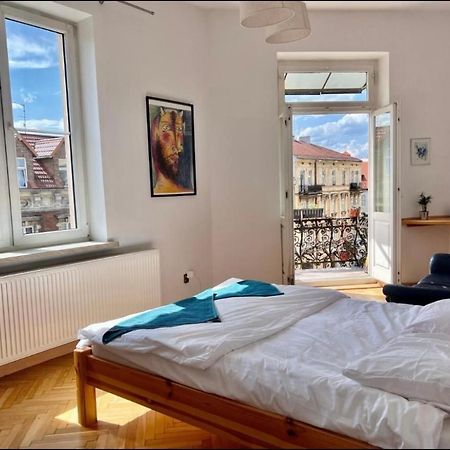 Chic Apartment In The Center Of Cracow Krakow Luaran gambar